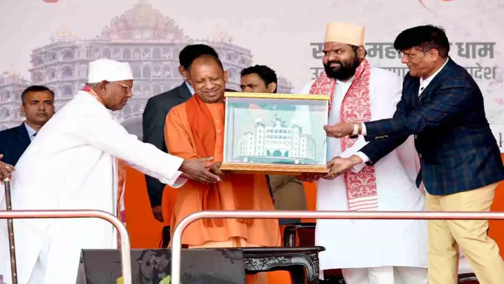 CM Yogi In Varanasi